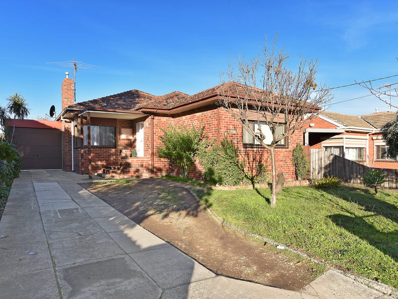 694 Gilbert Road, Reservoir, VIC 3073