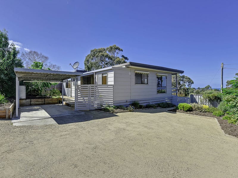 17 Moonar Street, Carlton, TAS 7173