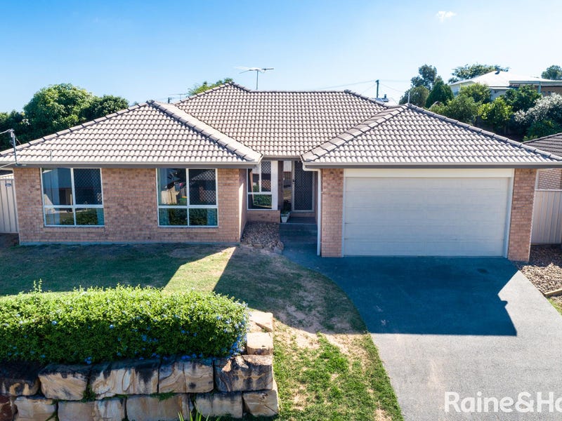 37 Skinner Crescent, Silkstone, Qld 4304 Property Details