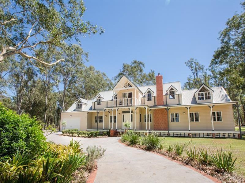 9 Brough Place, Wallalong, NSW 2320 Property Details