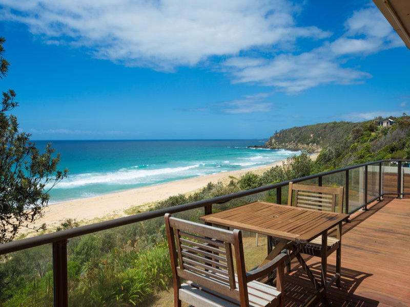 19 Dickinson Avenue, Bermagui, NSW 2546