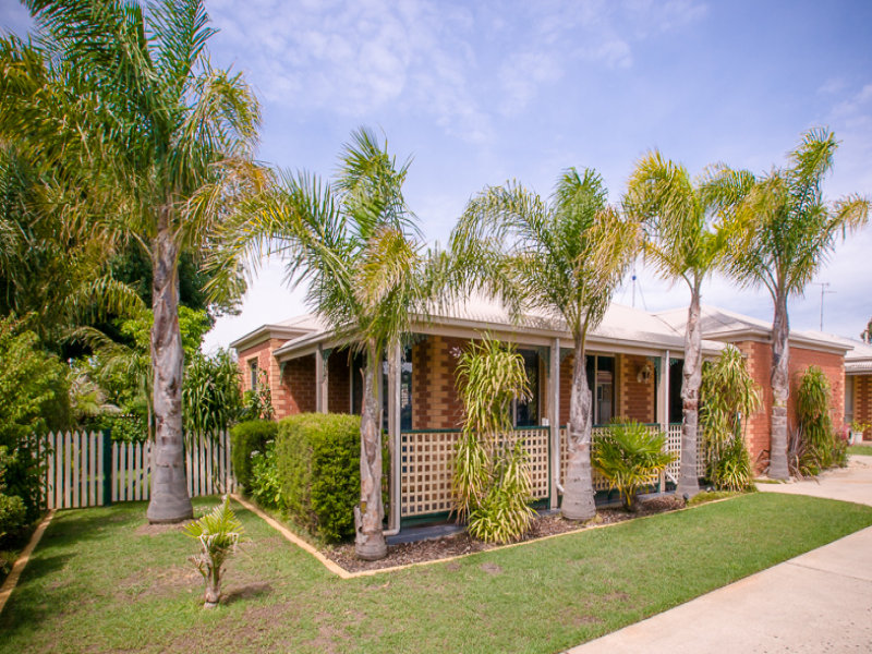 1/125 Normanby Street, Warragul, Vic 3820 Property Details