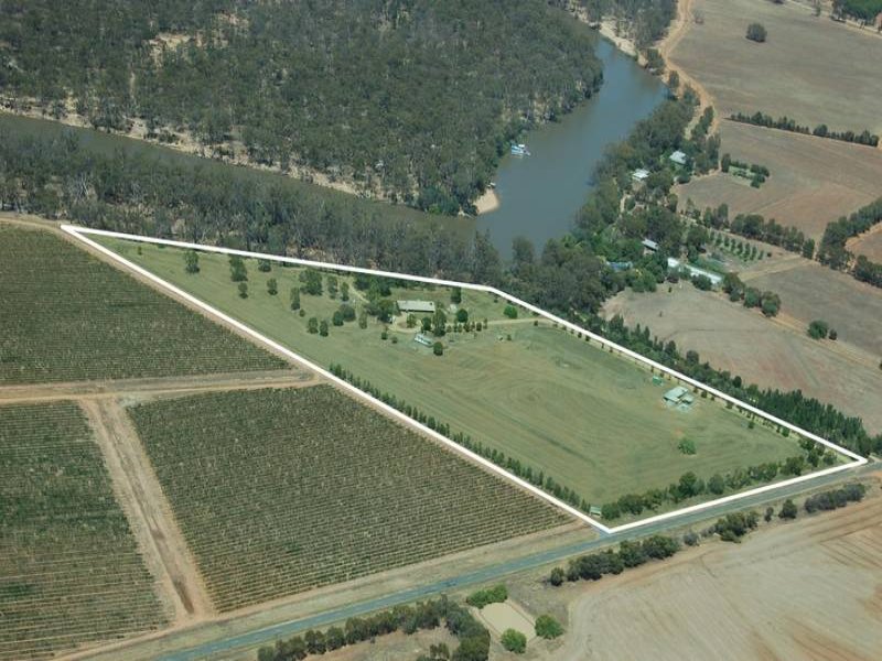 2210 Perricoota Road, Moama, NSW 2731 Property Details