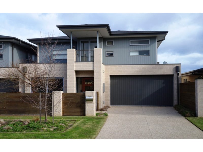 16 Wellington Street, Mornington, VIC 3931