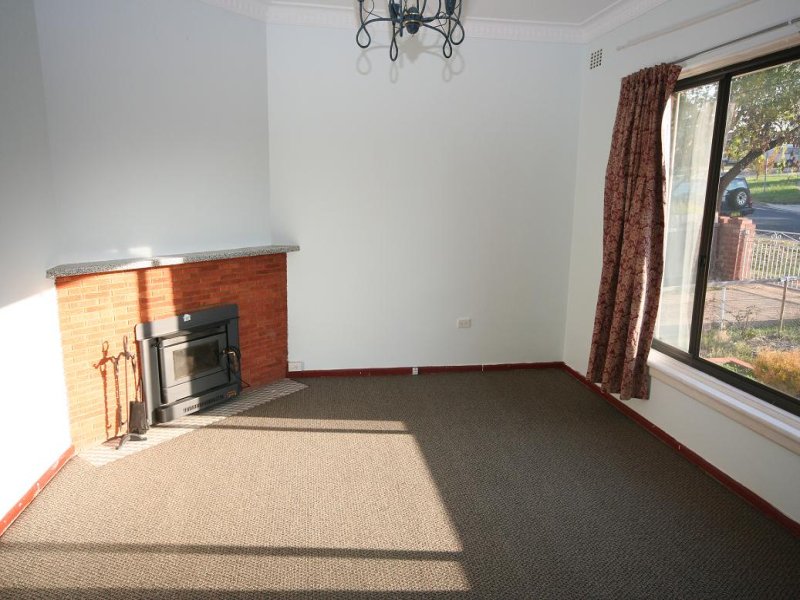 12 Kinkora Place, Crestwood, NSW 2620