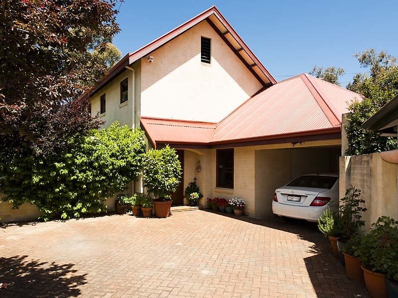 445B Railway Road, Shenton Park, WA 6008 445B Railway Road, Shenton Park, WA 6008