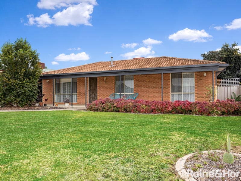 2 Matheson Place, Estella, NSW 2650 Property Details