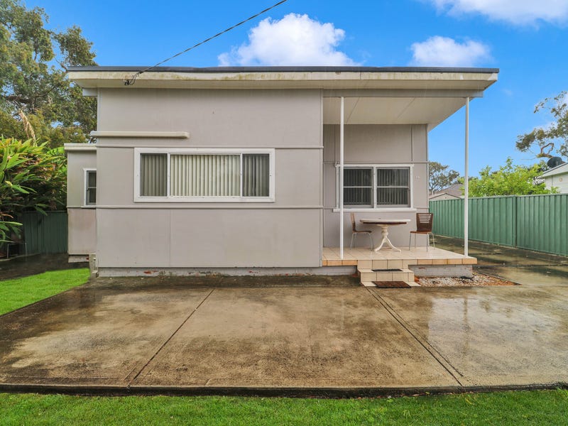 15 Rhodin Drive, Long Jetty, NSW 2261