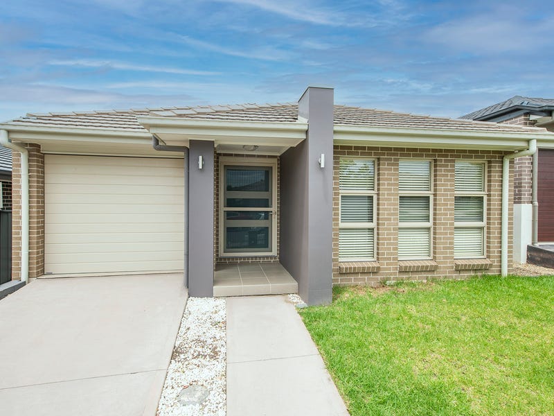 60 Cropton Street, Jordan Springs, NSW 2747