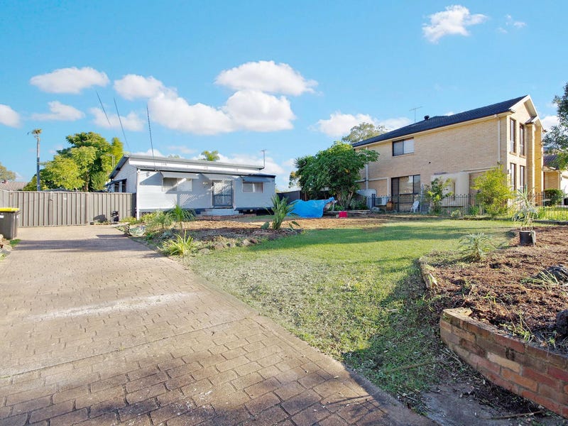 76 Walder Road, Hammondville, NSW 2170 Property Details