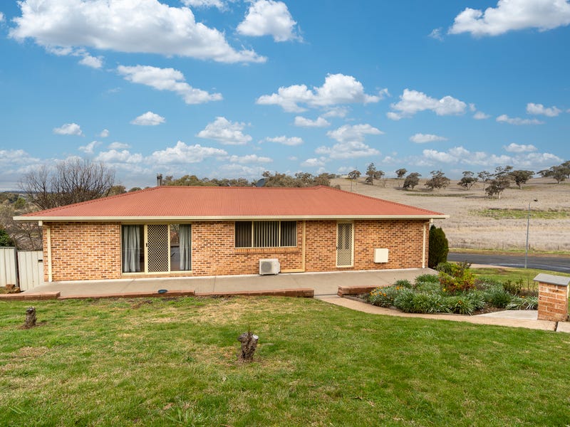 94 Gidley Street, Molong, NSW 2866 Property Details