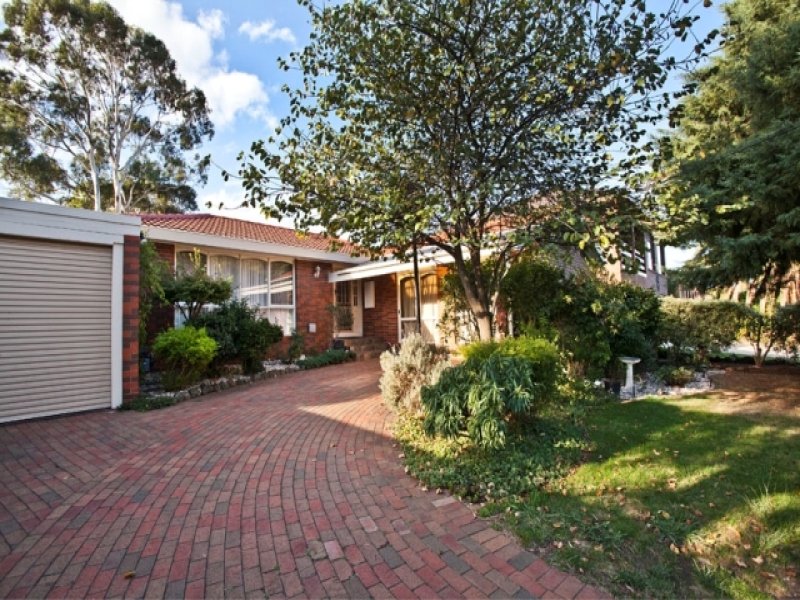 7 Gainsborough Avenue, Wheelers Hill, VIC 3150