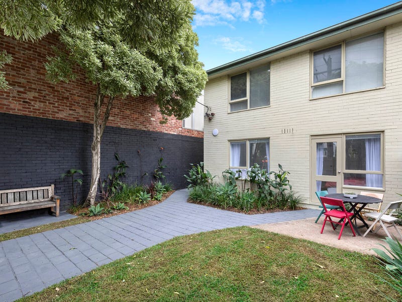 2/184 Neerim Road, Carnegie, Vic 3163 - Property Details