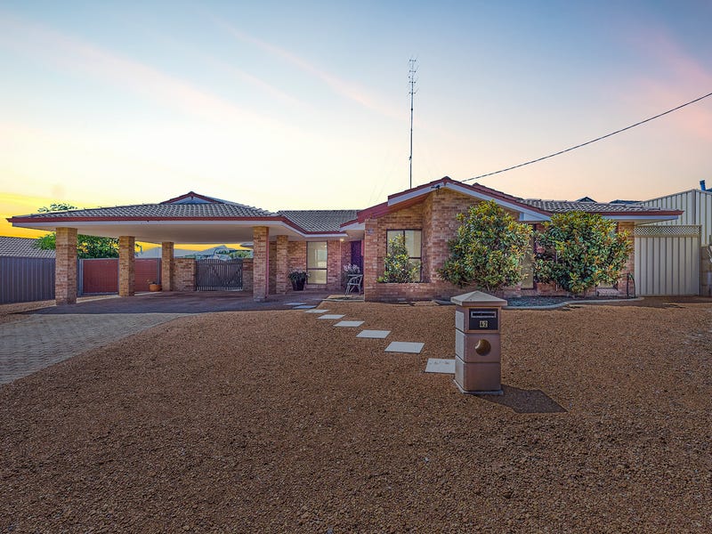 42 Barnes Avenue, Australind, WA 6233