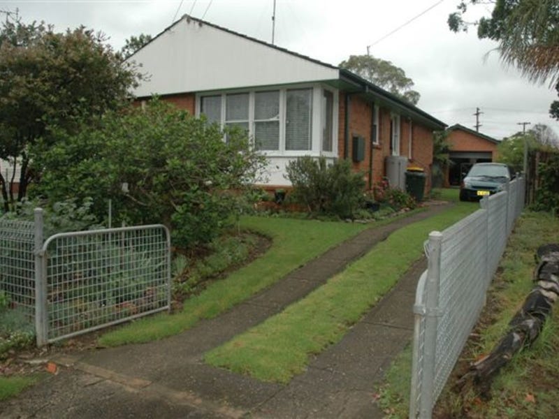 10 Taranaki Avenue, Lethbridge Park, NSW 2770