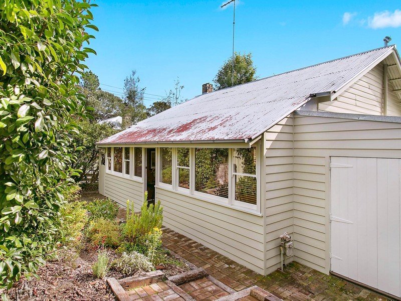 17 Shipley Road, Blackheath, NSW 2785