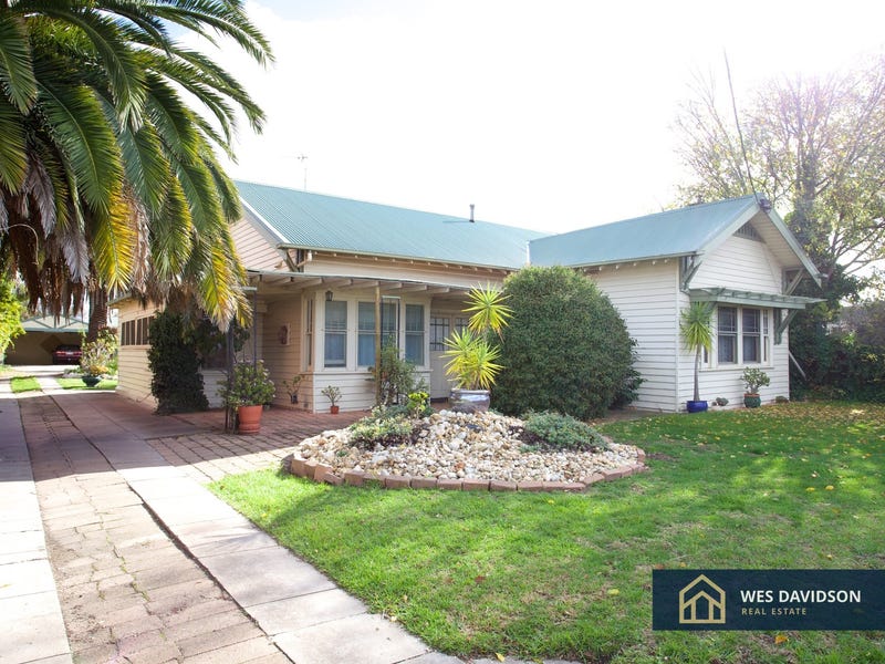 11 Dooen Road, Horsham, Vic 3400 Property Details