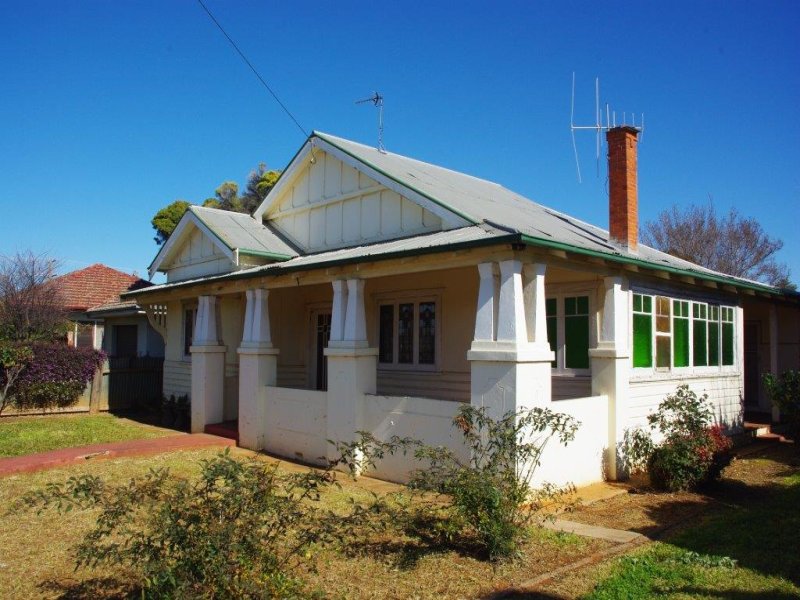 101 Simpson Street, Wellington, NSW 2820