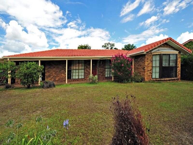 8 Whitehorse Street, Carseldine, Qld 4034 Property Details