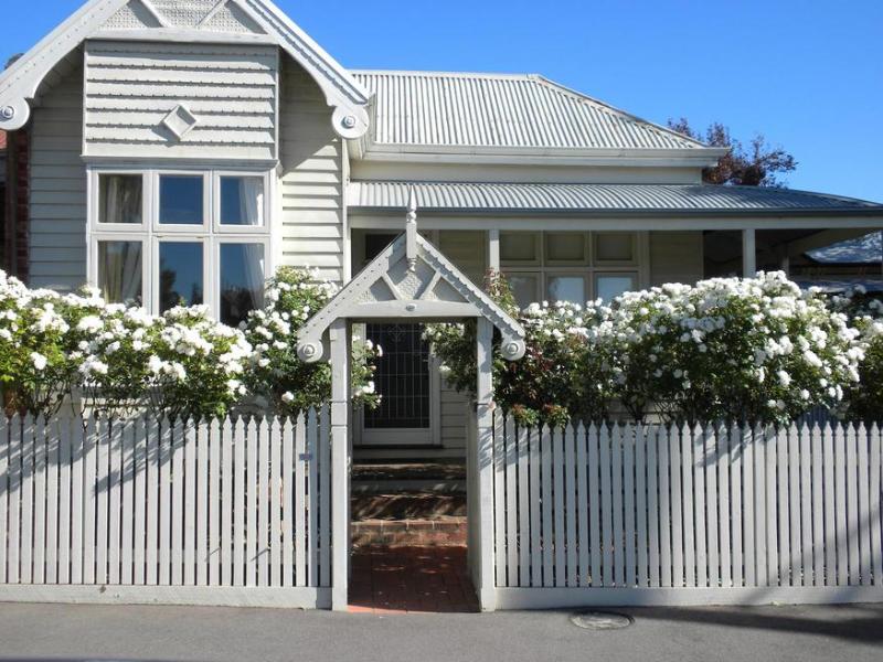 108 Barnard Street, Bendigo, Vic 3550 Property Details