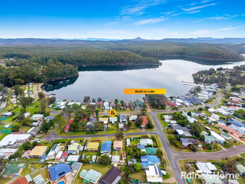 50 Lake View Drive, Burrill Lake, NSW 2539