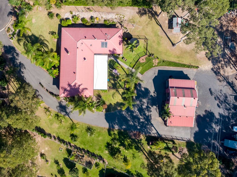 32 The Outlook Road, Surfside, NSW 2536