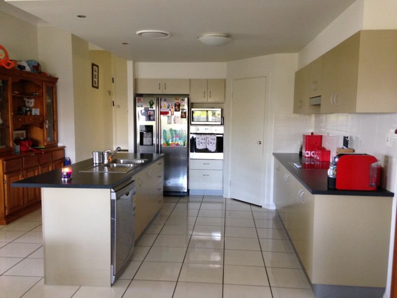 20 Cypress Street, Redland Bay, QLD 4165