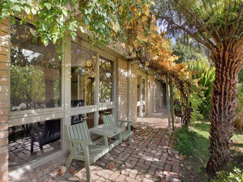 9 Swansea Road, Montrose, VIC 3765