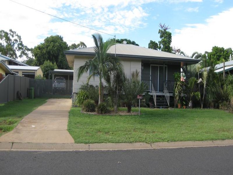 30 Flinders Drive, Moranbah, QLD 4744