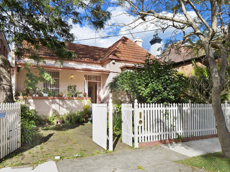 16 Lugar Street, Bronte, NSW 2024 Property Details