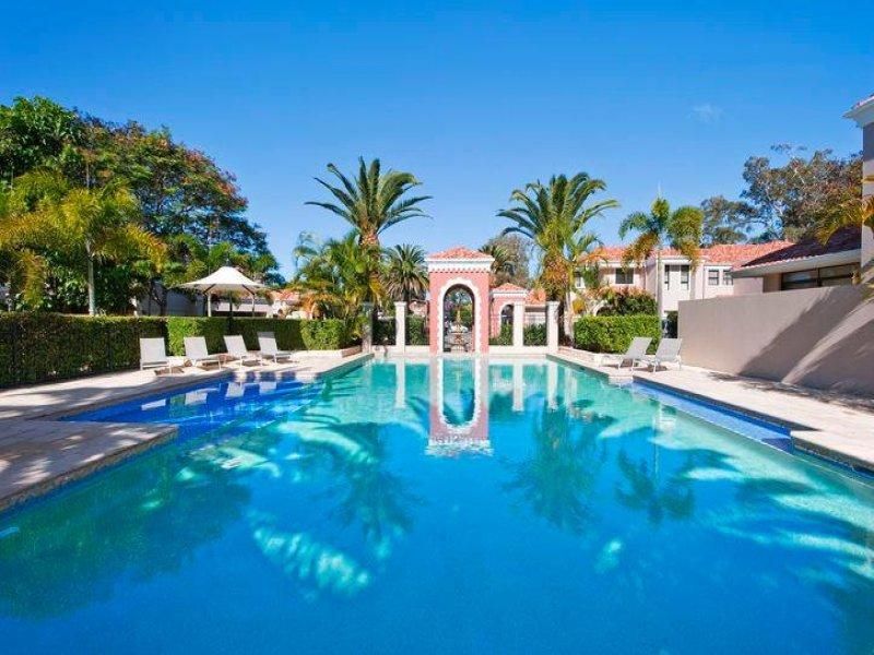 22/7 Elliott Street, Surfers Paradise, QLD 4217