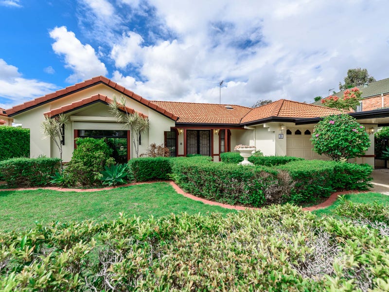 31 Ingles Circuit, Arundel, Qld 4214 Property Details