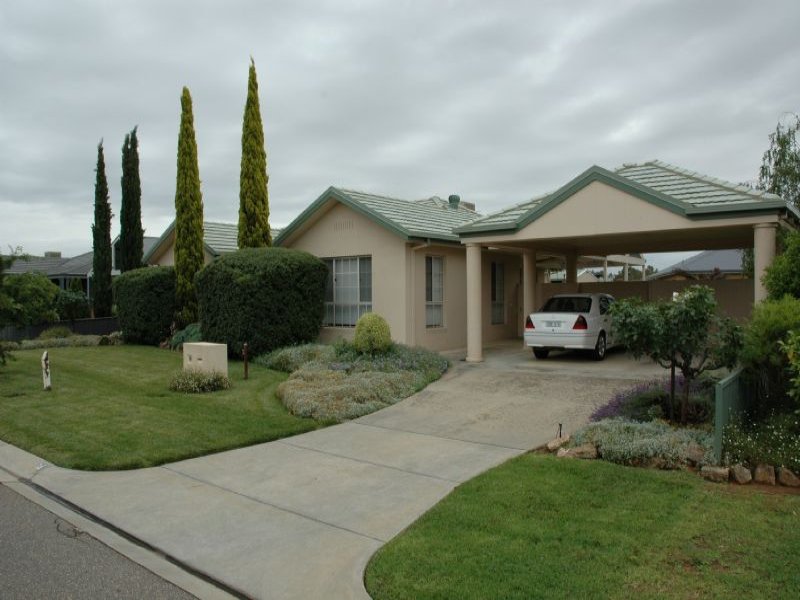 15 JORDYN TERRACE, Wangaratta, Vic 3677 Property Details