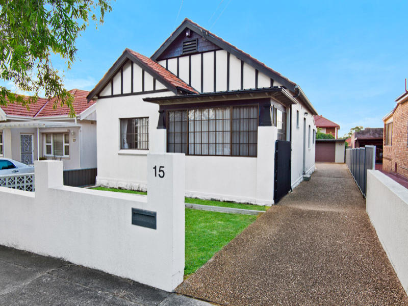 15 Fleet Avenue, Earlwood, NSW 2206