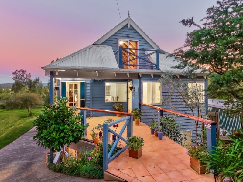 64 Broadwater Dr, Saratoga, NSW 2251 Property Details