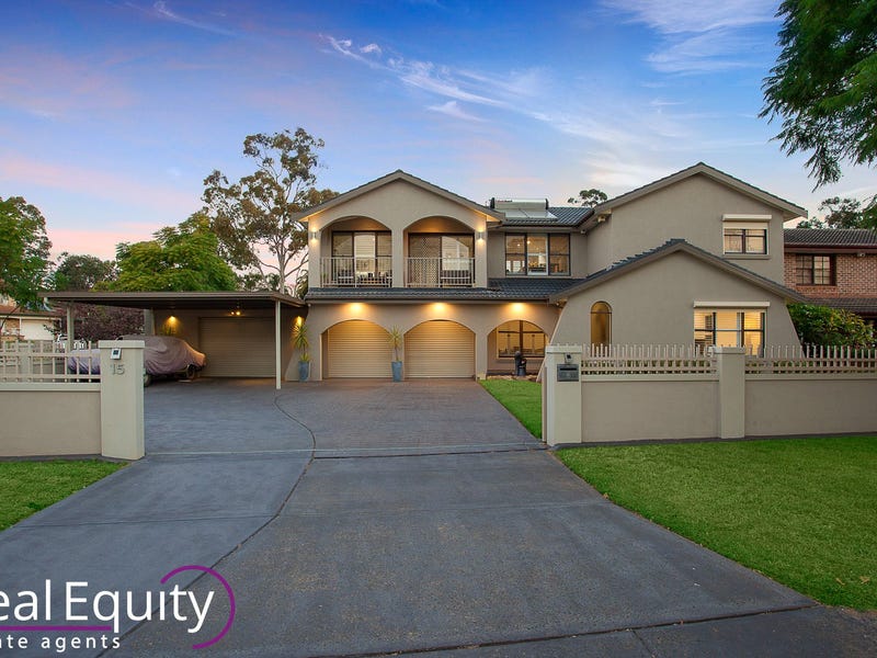 15 Ascot Drive, Chipping Norton, NSW 2170