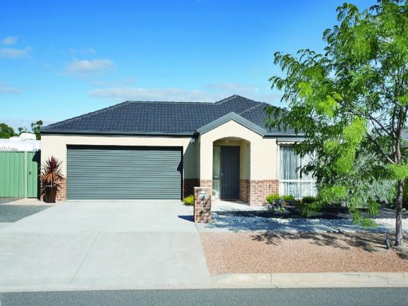 45 Faversham Avenue, Lake Gardens, VIC 3355