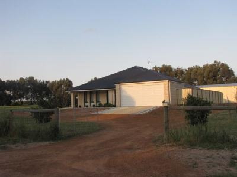 102 Brennand Road, Dongara, WA 6525