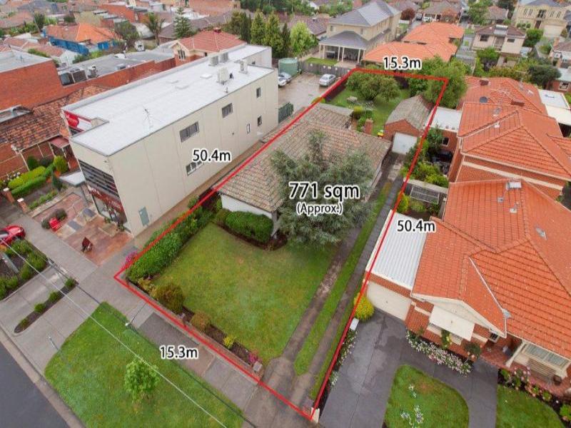 7 Lloyd Street, Strathmore, Vic 3041 Property Details