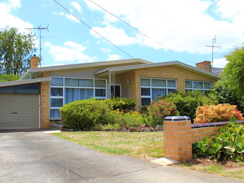 3 Mcneilly Road, Drouin, VIC 3818