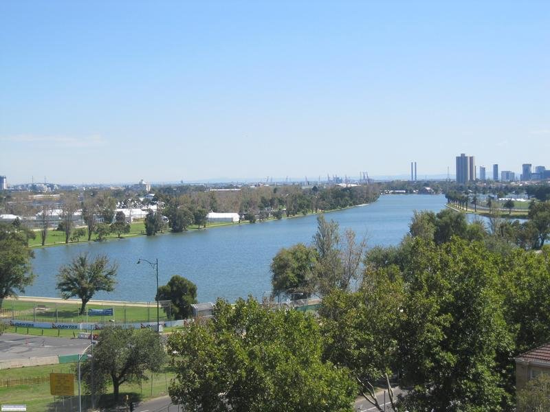 806-81-queens-road-melbourne-vic-3004-property-details