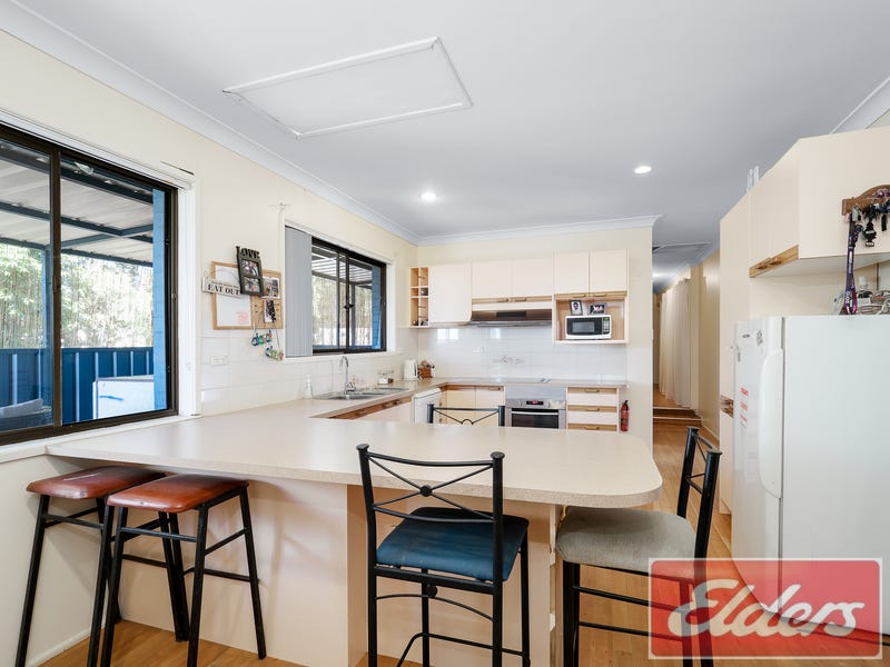 9 HAWKINS AVENUE, Luddenham, NSW 2745 Property Details