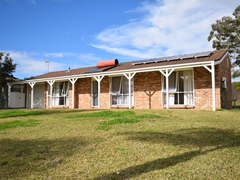 18 Golden Cane Avenue North Nowra NSW 2541