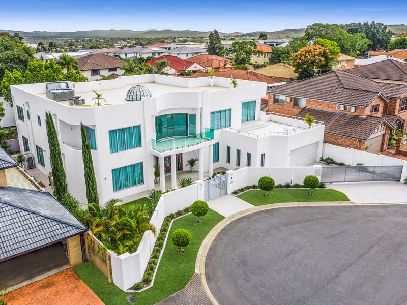 17 Cavallaro Street, Robertson, QLD 4109