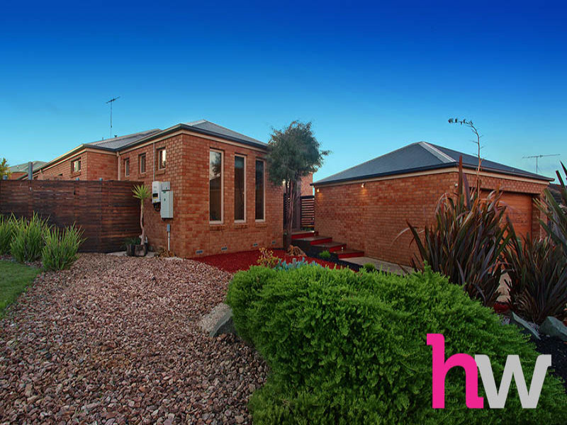 8 Vintage Court, Waurn Ponds, VIC 3216 - realestate.com.au