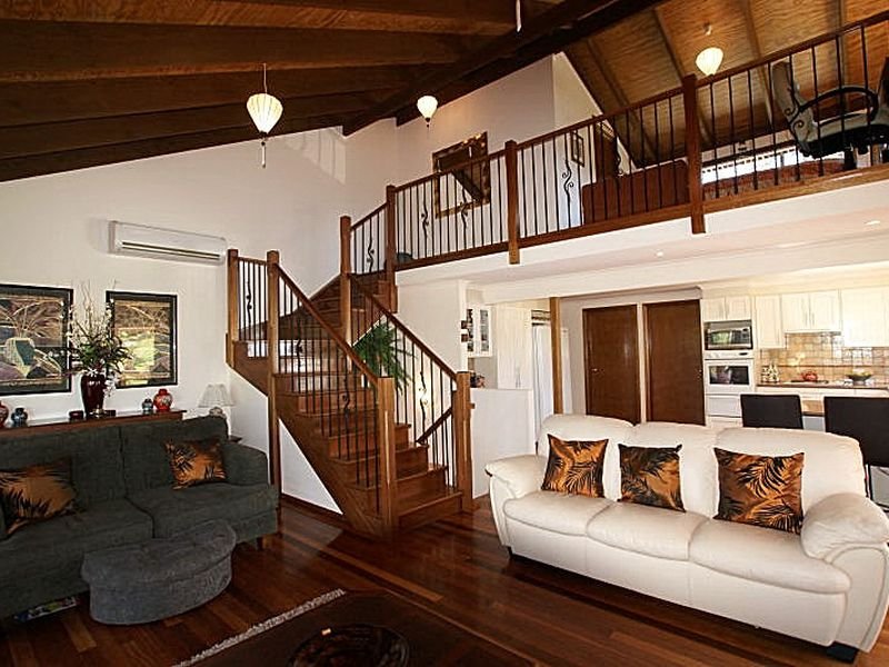 19 Hawks Nest Place, Surfside, NSW 2536