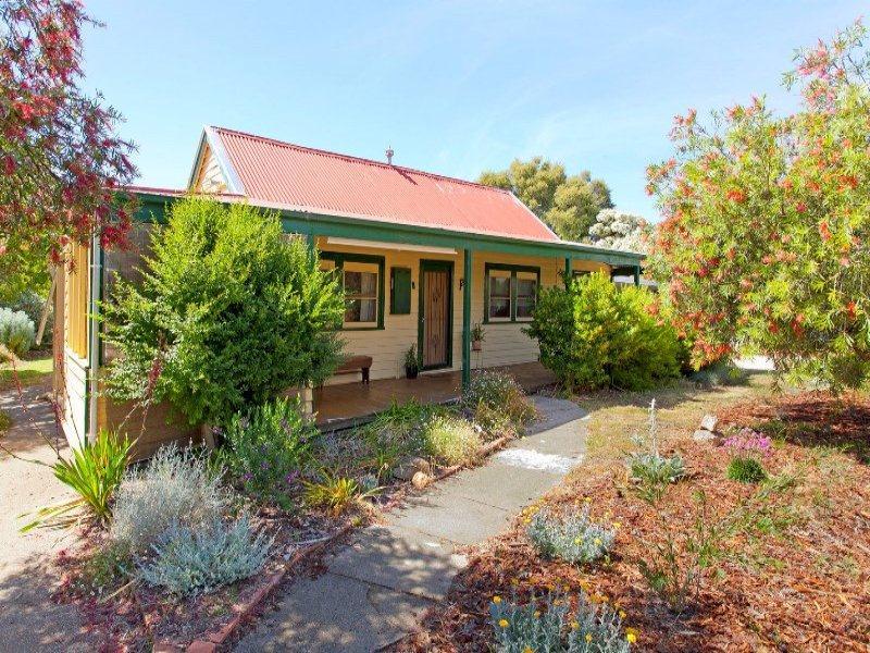8 Main Street, Chiltern, Vic 3683 Property Details