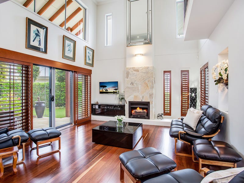 826 Legend Trail, Robina, QLD 4226