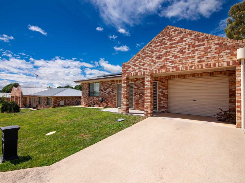 4 Picker Street, Crookwell, NSW 2583 Property Details