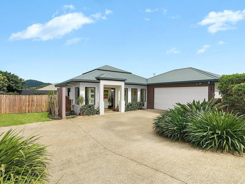 11 Finchley Close, Redlynch, Qld 4870 Property Details